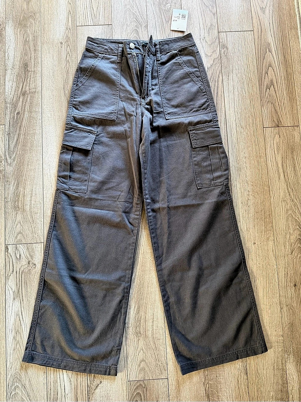 Wide Leg Cargo Pants in Brown NWT